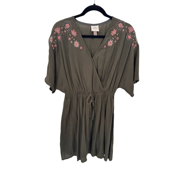 Knox Rose Dress Womens Small Green Rayon Blend Pink Embroidered Floral Tie Waist - Picture 1 of 8